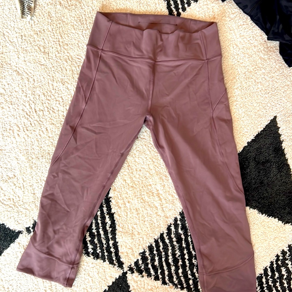 High-Waist Mauve Active Capri Leggings